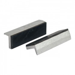 Magnetic vise jaw pads